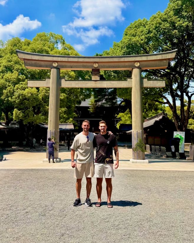 1. Japan 🇯🇵 2. Přání 3. Mega ostuda 4. Mistrovství světa ve skákání přes švihadlo 5. @rope_skipping_prerov 🔥 6. Sportec -...