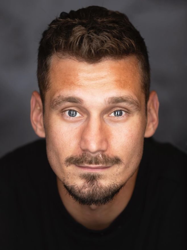 Křivonosák - Po dlouhé době mi fotky udělaly zase radost -> děkuji @janamensatorova 🔥🤩 @bezfrazi #svihej #bezfrazi